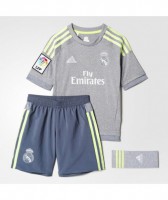 3º Equipación oficial del Real Madrid